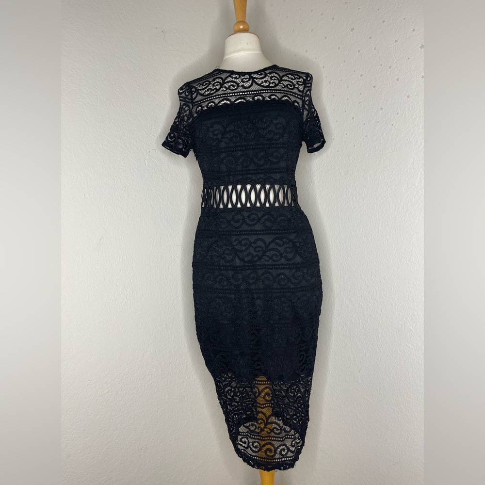 New! Missguided Lace Midi Dress